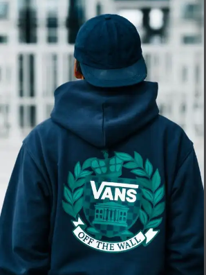 Vans海淘怎么买？经典板鞋服饰系列值得囤吗？